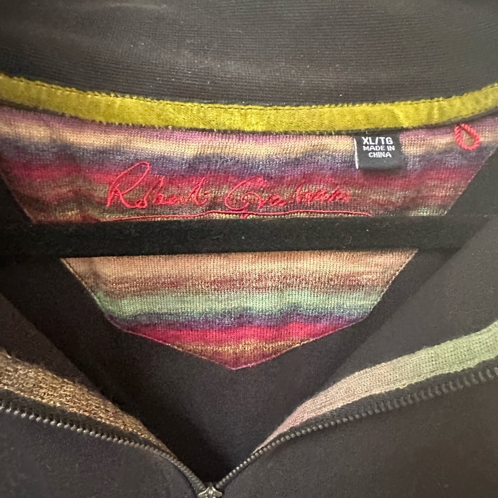 Stunningly handsome, mens crewneck, quarter zip Robert Graham, Size XL